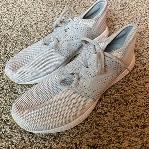 Women’s New Balance Sneakers, Size 9